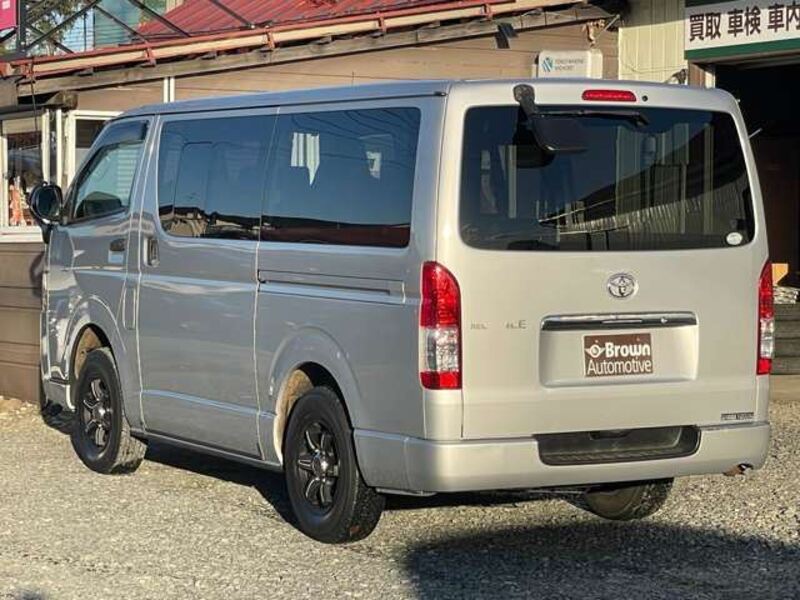 HIACE VAN