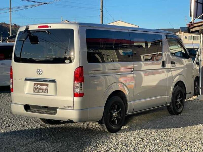 HIACE VAN