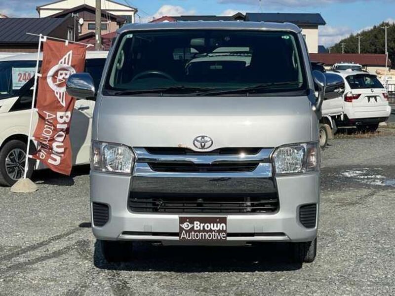 HIACE VAN