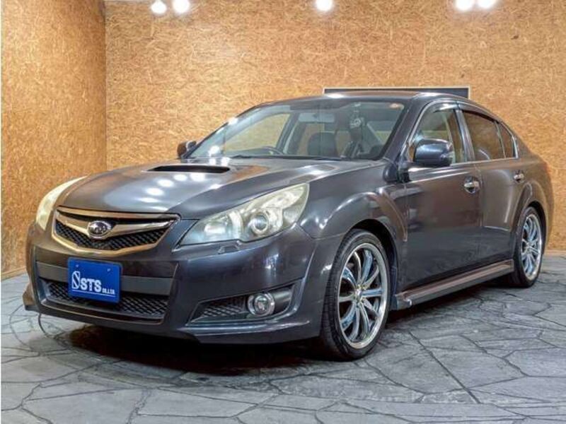 SUBARU LEGACY B4