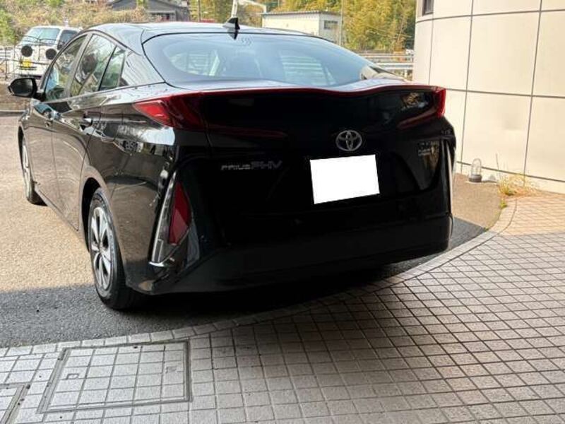 PRIUS PHV