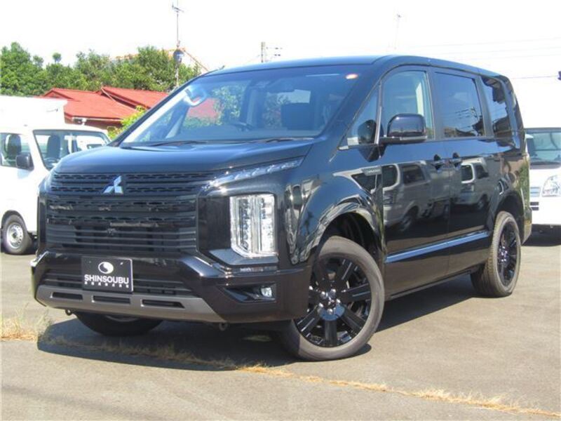 MITSUBISHI DELICA D5