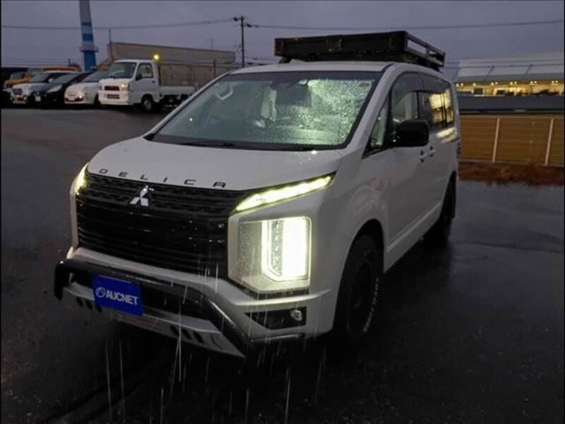 MITSUBISHI DELICA D5