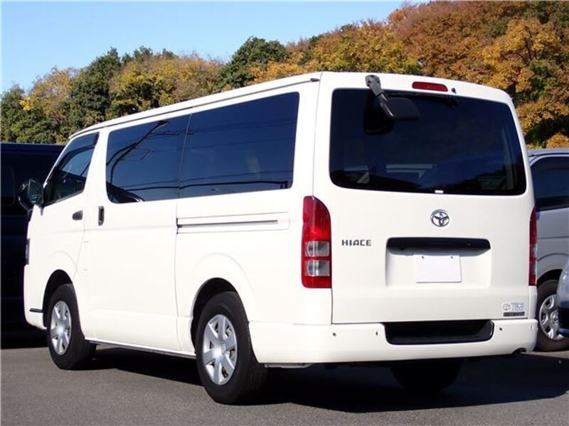 HIACE VAN