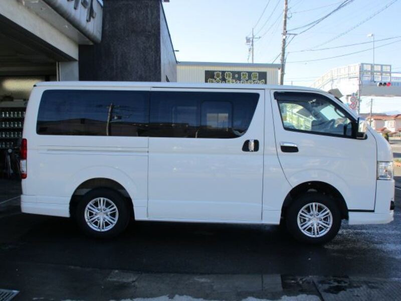 HIACE