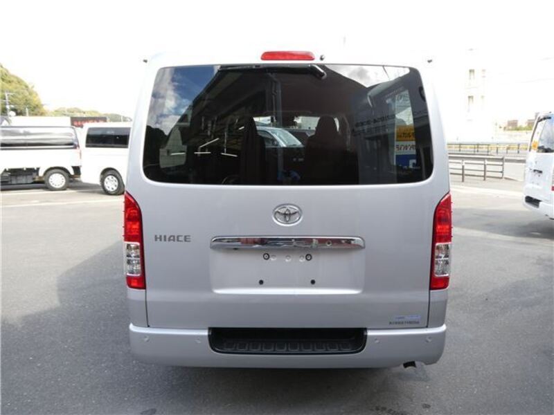 HIACE VAN