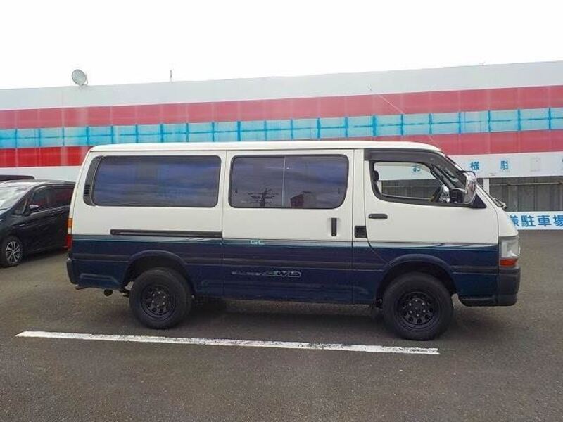 HIACE VAN