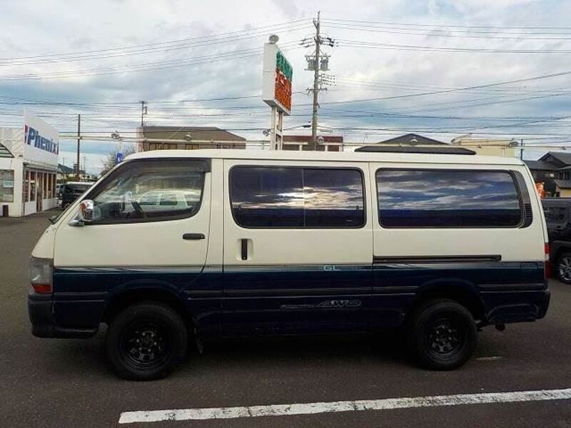 HIACE VAN