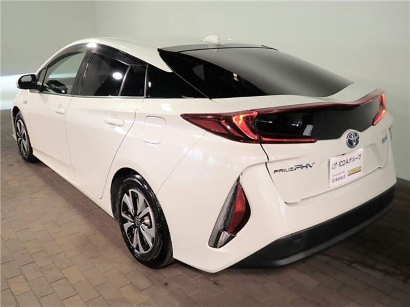 PRIUS PHV