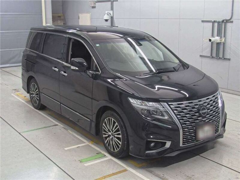 NISSAN ELGRAND