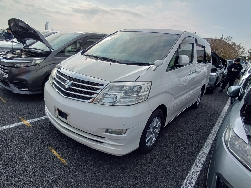 TOYOTA ALPHARD