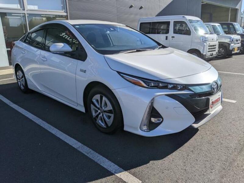 PRIUS PHV