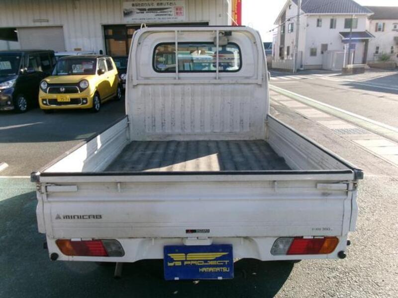 MINICAB TRUCK