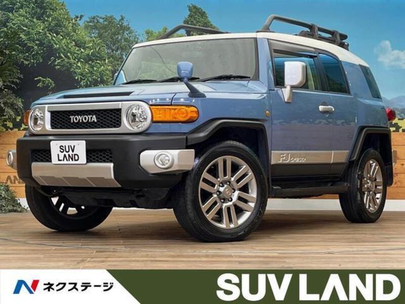 TOYOTA FJ CRUISER