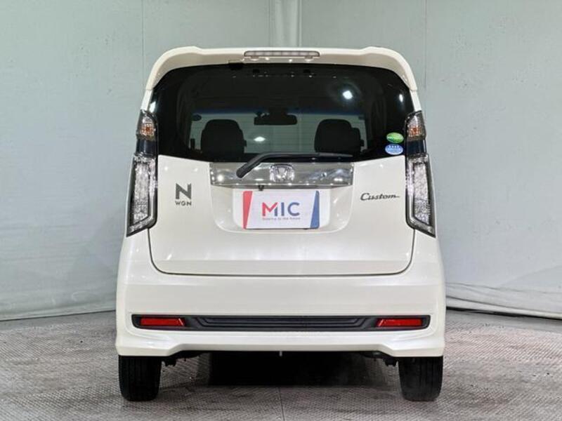 N-WGN CUSTOM