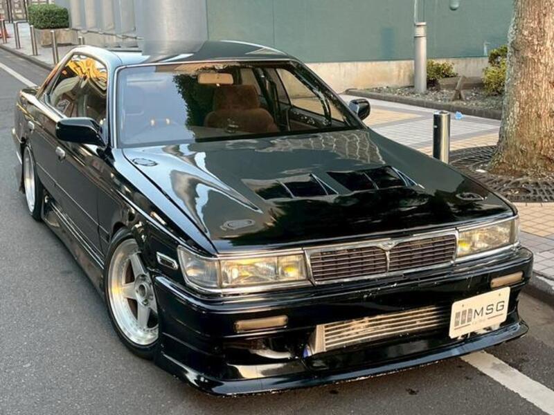 NISSAN LAUREL