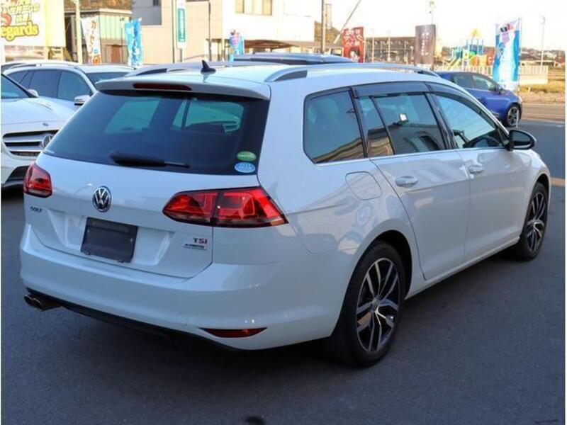 GOLF VARIANT
