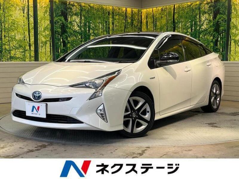 TOYOTA PRIUS