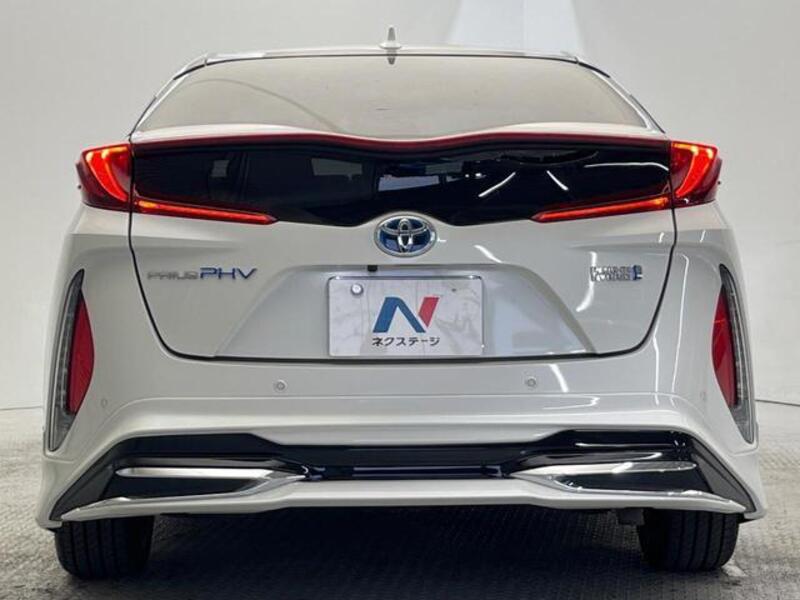 PRIUS PHV