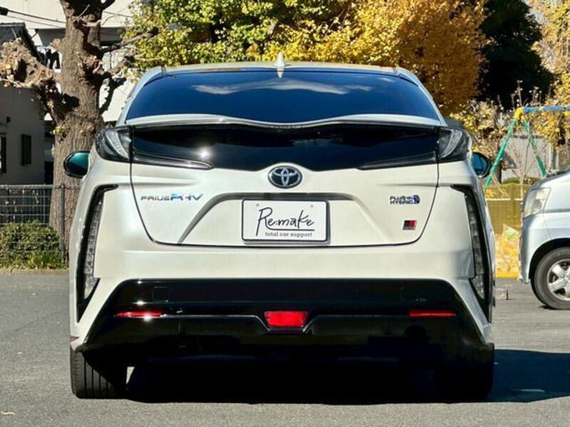 PRIUS PHV