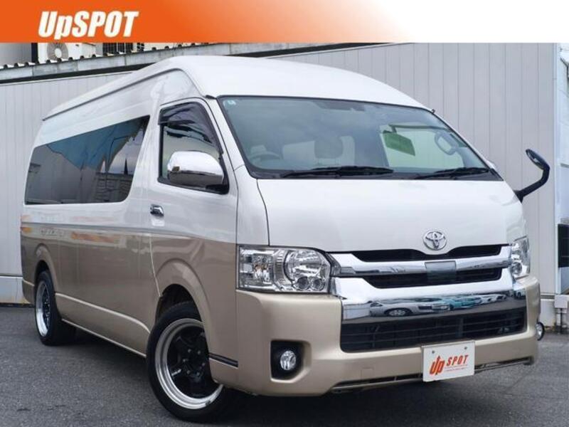 TOYOTA HIACE WAGON