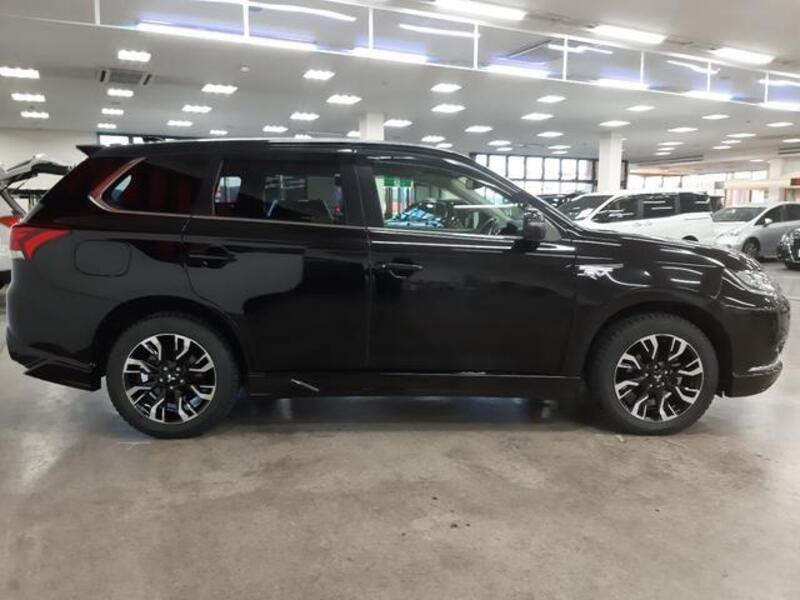 OUTLANDER PHEV