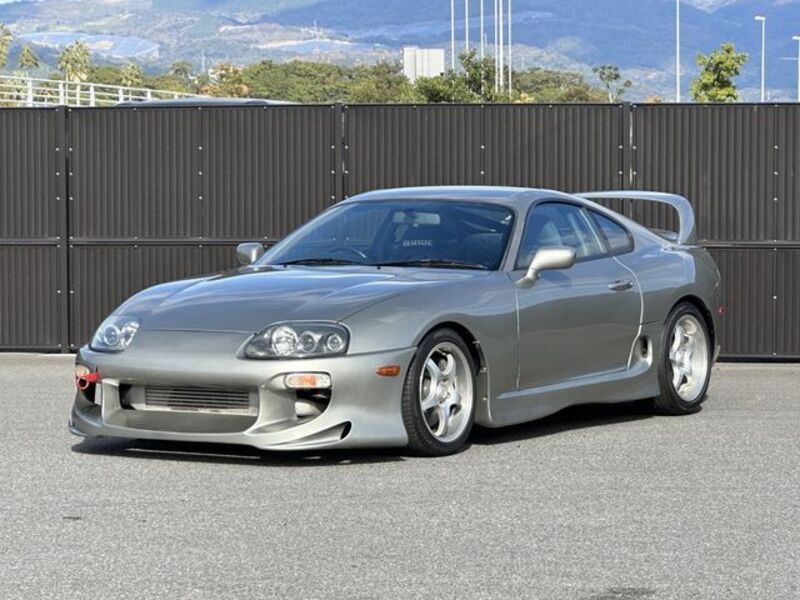 TOYOTA SUPRA