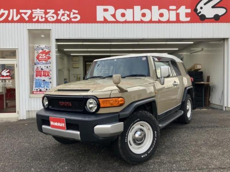 TOYOTA FJ CRUISER