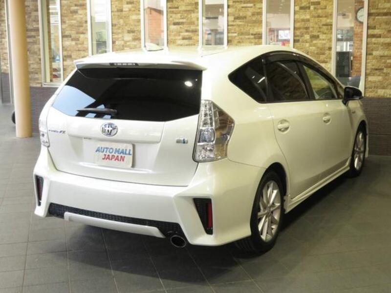 PRIUS ALPHA