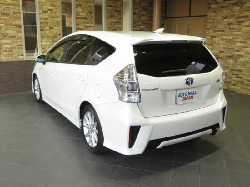 PRIUS ALPHA