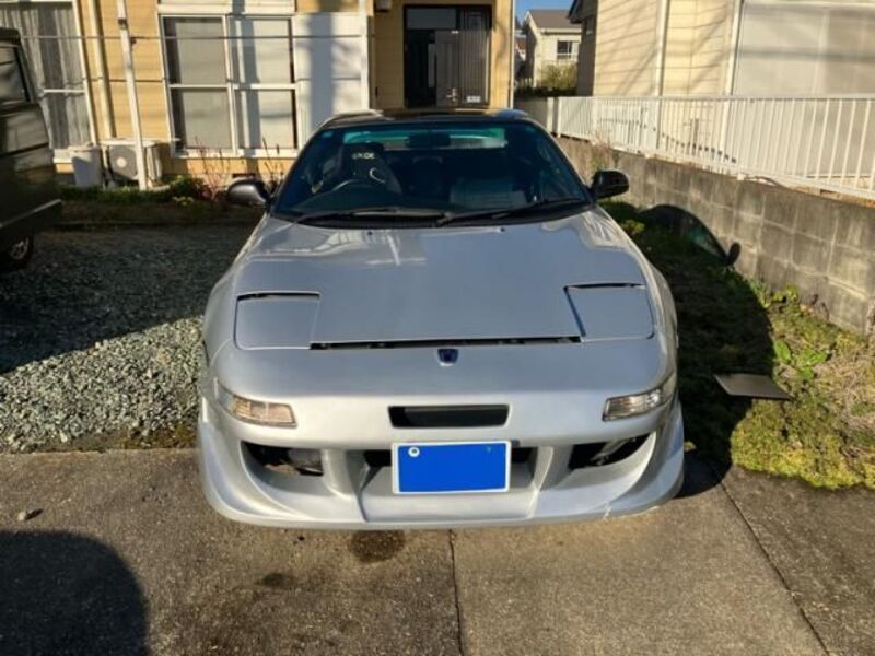 TOYOTA MR2
