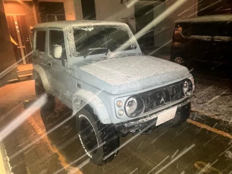 SUZUKI JIMNY SIERRA