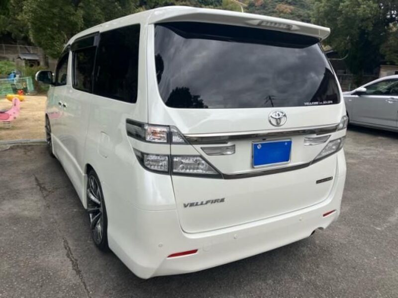VELLFIRE
