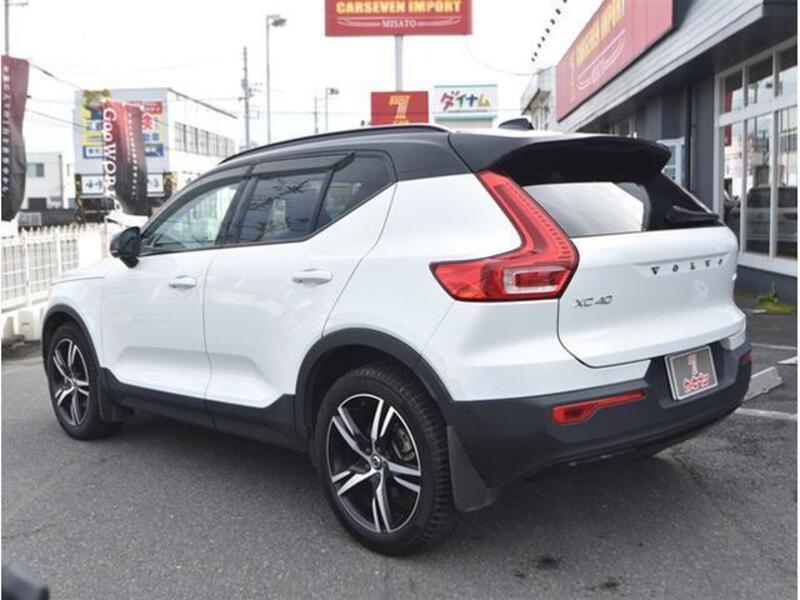 XC40