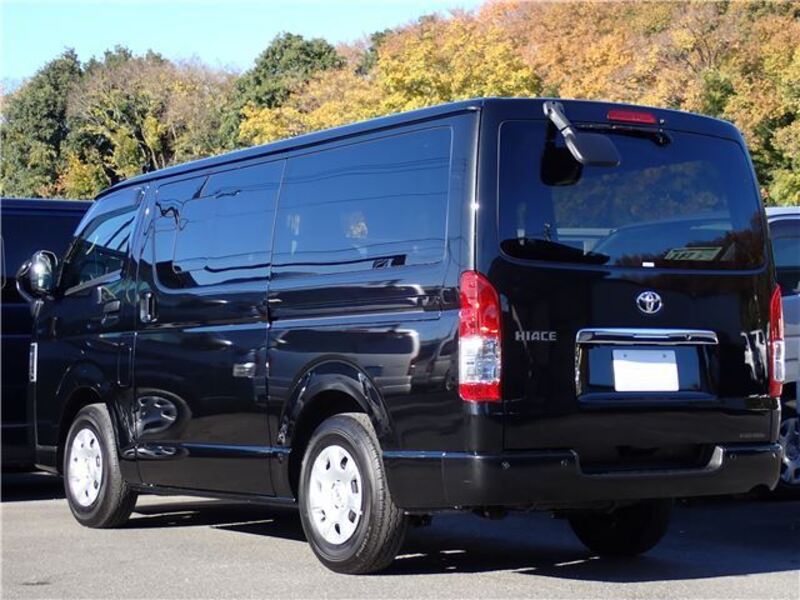 HIACE VAN