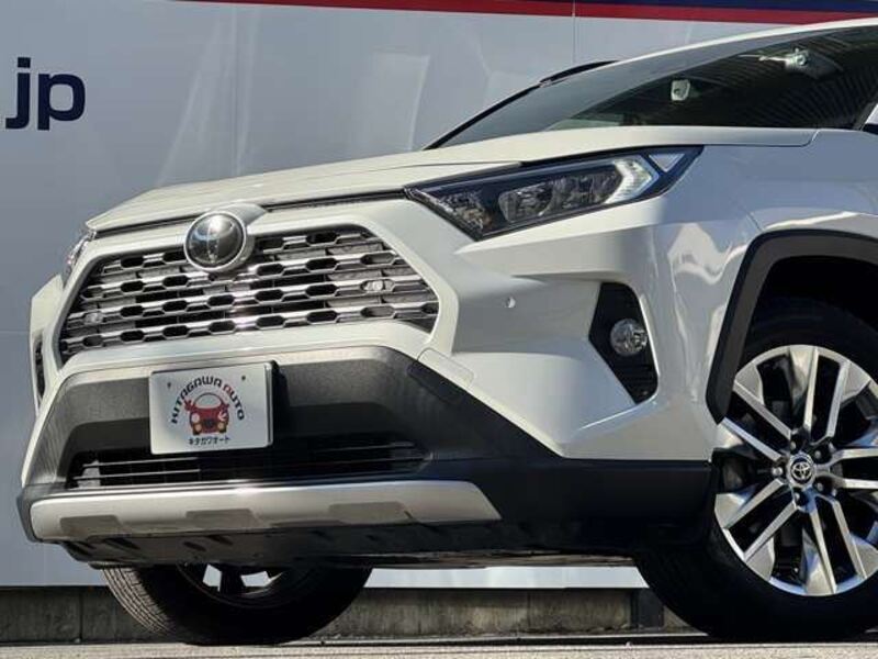 RAV4