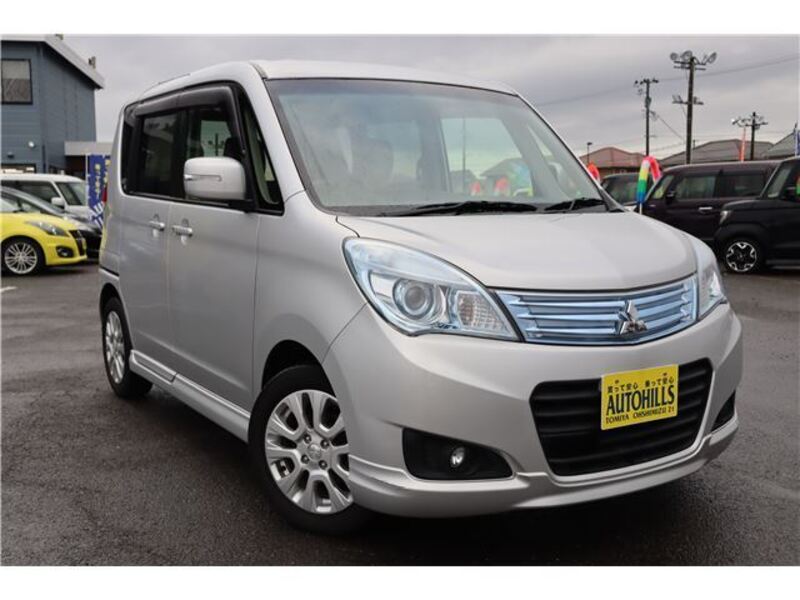 MITSUBISHI DELICA D2