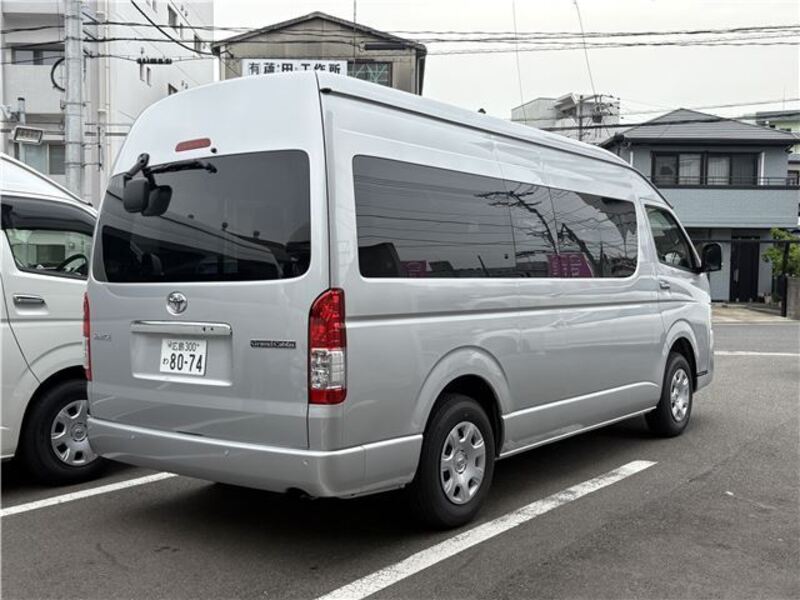 HIACE