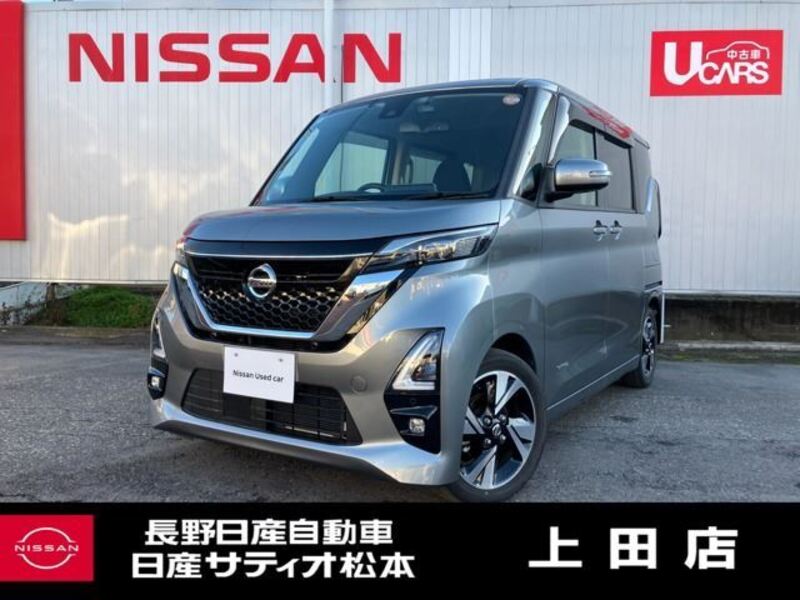 NISSAN ROOX