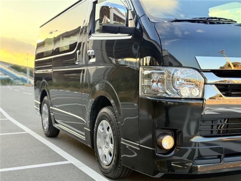 HIACE VAN