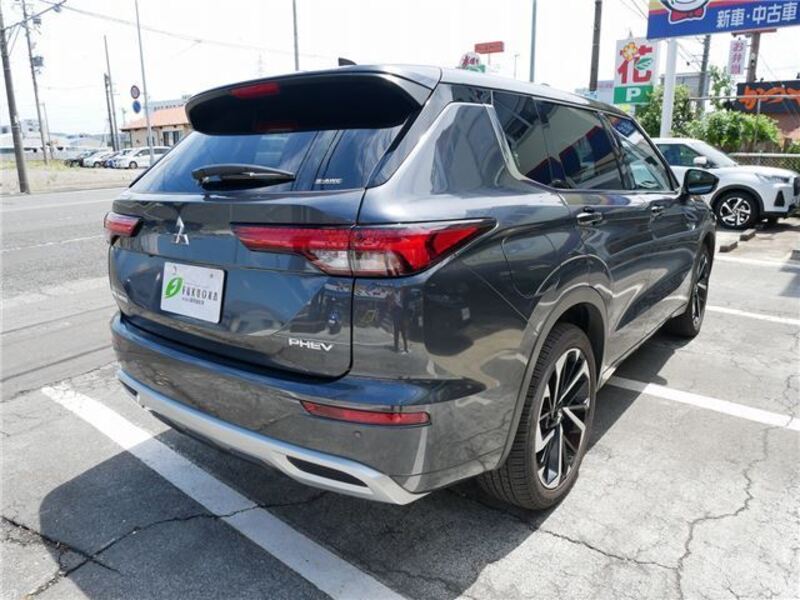 OUTLANDER PHEV