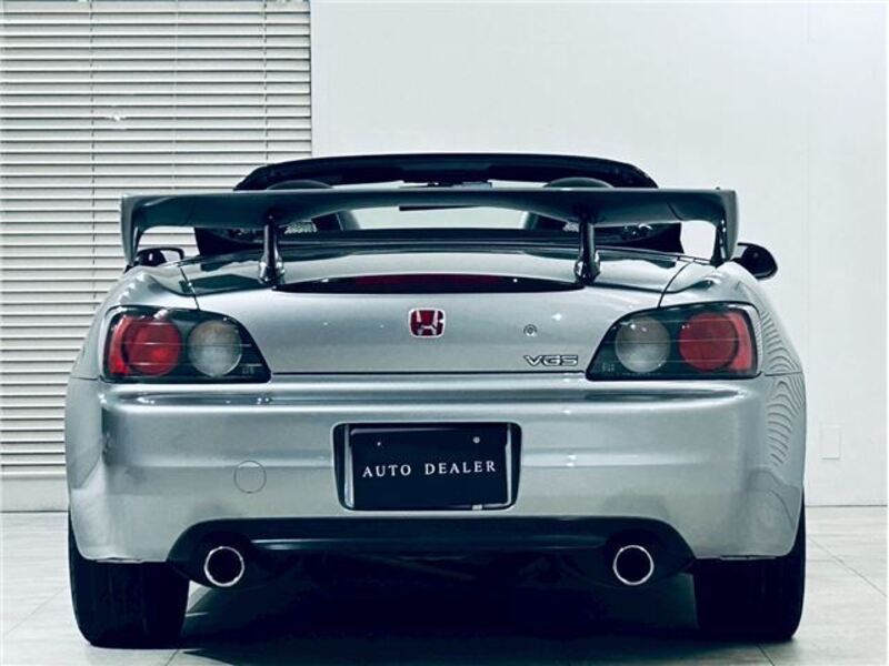 S2000