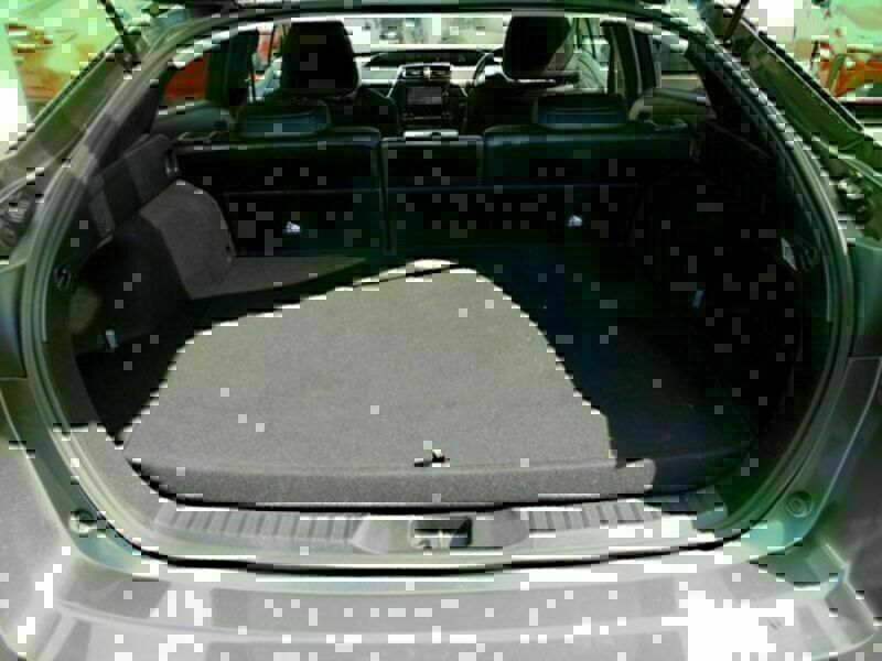 PRIUS PHV