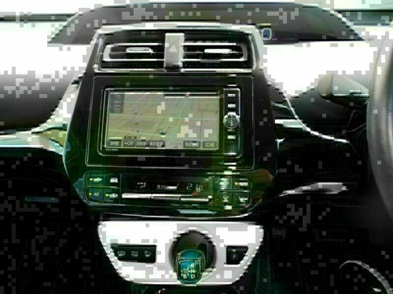 PRIUS PHV