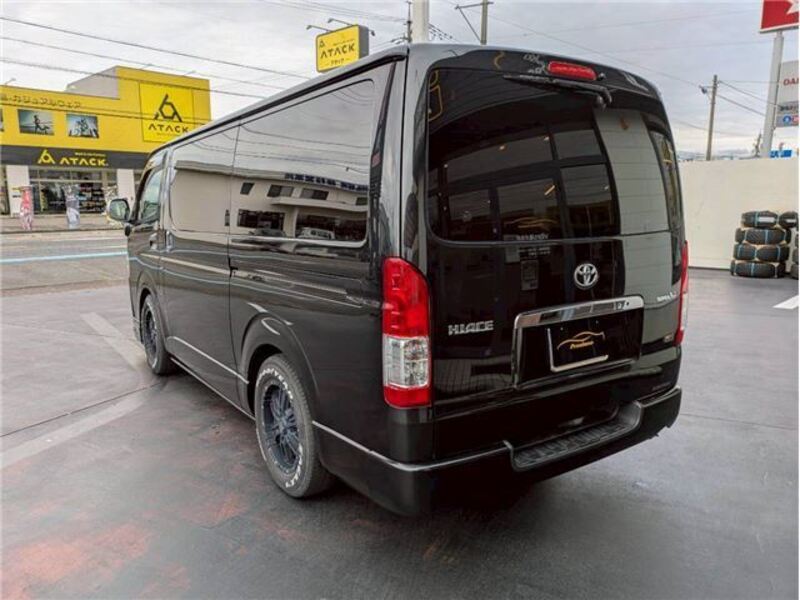 HIACE VAN