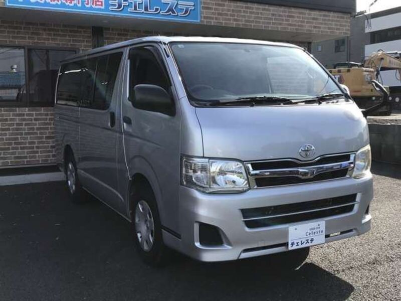 HIACE VAN