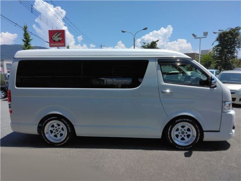 HIACE