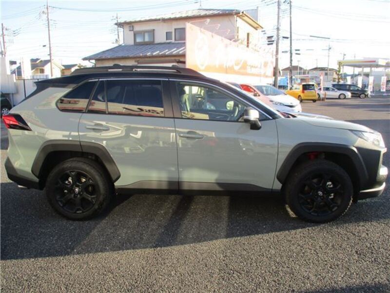 RAV4