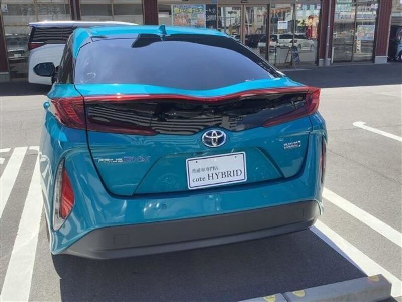 PRIUS PHV