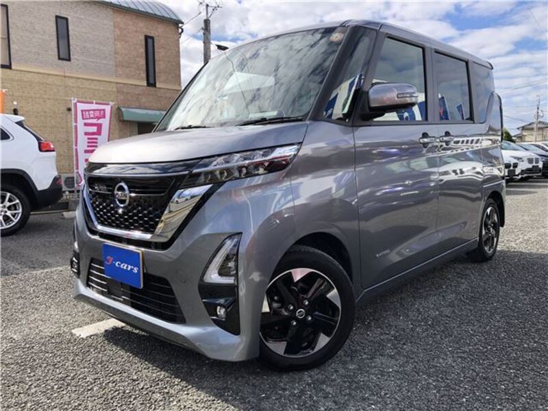 NISSAN ROOX